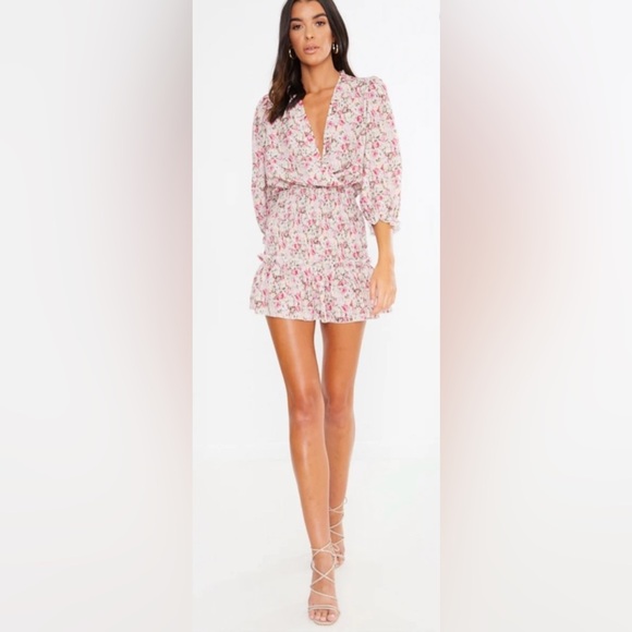 NWT In the Style x Lorna Luxe Harper Floral Ruched Ruffle Dress Romantic Sz 6 - Picture 2 of 10